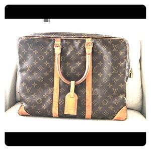 Authentic Louis Vuitton Porte Voyage document bag